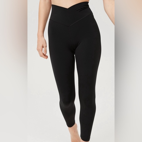 Aerie cross over leggings - Picture 5 of 5